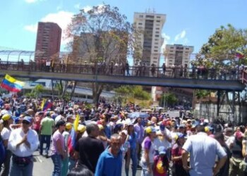 Un detenido dejó protesta contra apagones y falta de agua en Los Teques
