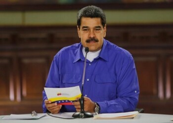 Maduro denuncia que el expresidente colombiano Álvaro Uribe planea asesinarlo