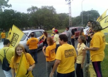 Primero Justicia amaneció en las calles  exigiendo la salida de Maduro con la consigna  #SeTienenQueIr