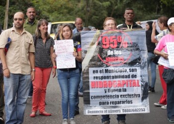 Cámara Municipal de Los Salias sesionó desde carretera Las Polonias y exigió a Hidrocapital pronta reparación
