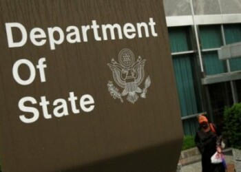 Imagen de archivo del edficio del Departamento de Estado de Estados Unidos en Washington, jun 5 2009. El Departamento de Estado de Estados Unidos dijo el miércoles que impondrá restricciones de viaje a "varios funcionarios del Gobierno venezolano" que dijo que están involucrados en abusos a los derechos humanos.   REUTERS/Jim Young